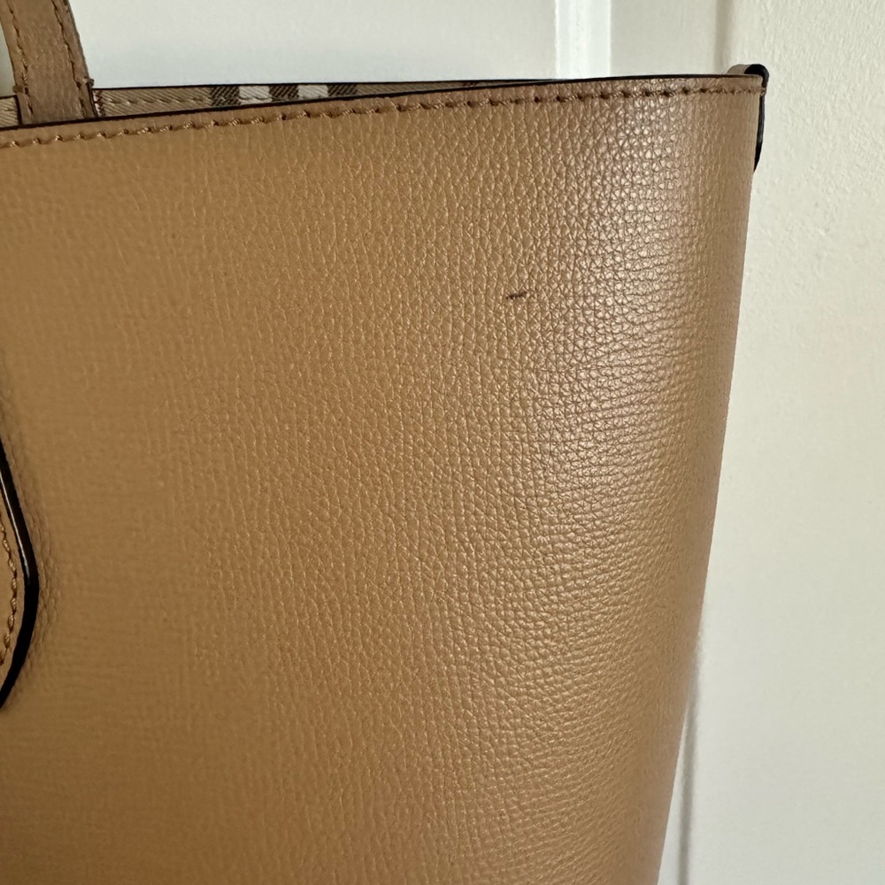 Burberry Medium Haymarket Colours Check Leather Reversible Tote - Picture 4 of 12